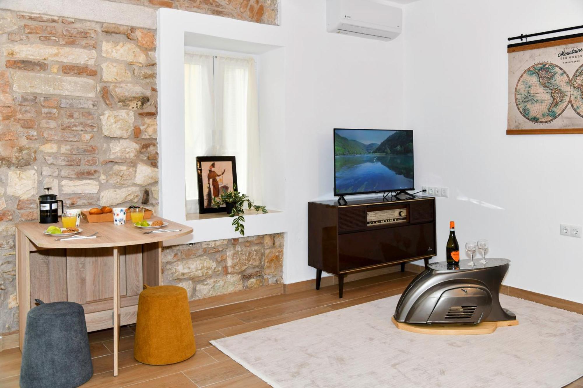 Captain Theo'S Modern Apartment Maria ليفكيمي المظهر الخارجي الصورة