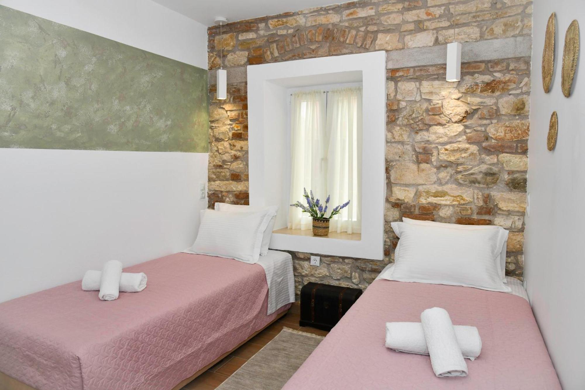 Captain Theo'S Modern Apartment Maria ليفكيمي المظهر الخارجي الصورة