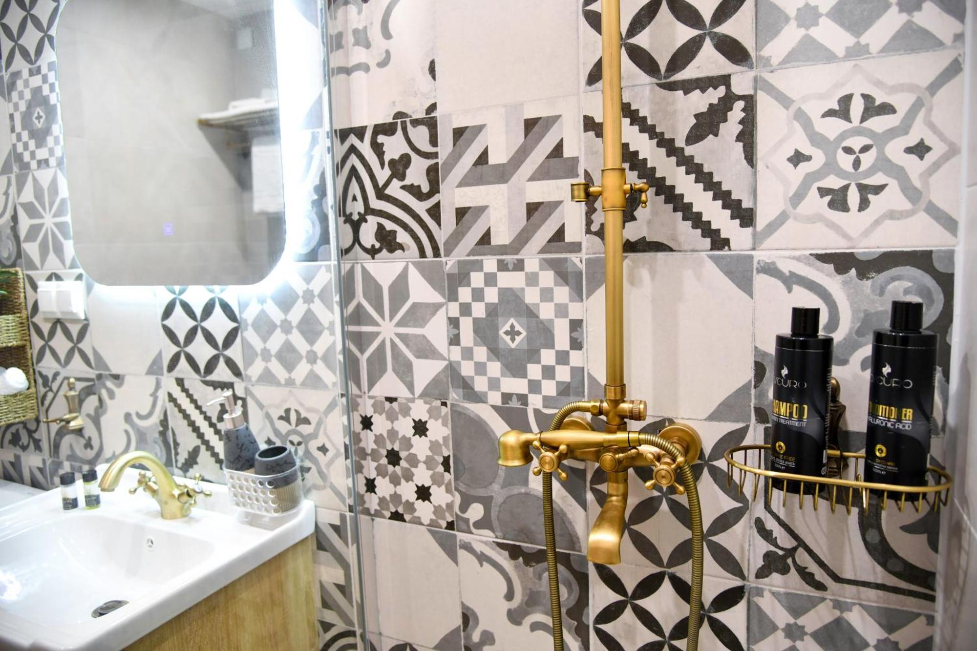 Captain Theo'S Modern Apartment Maria ليفكيمي المظهر الخارجي الصورة