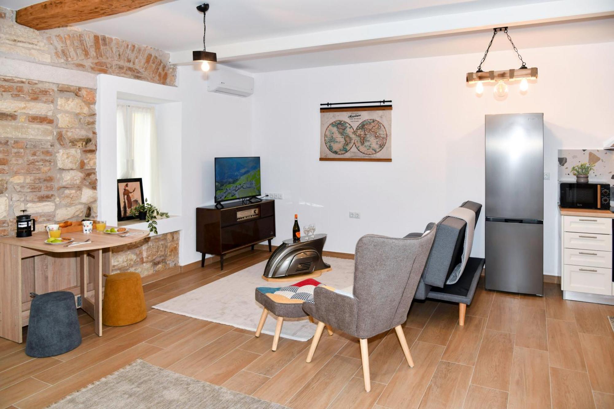 Captain Theo'S Modern Apartment Maria ليفكيمي المظهر الخارجي الصورة