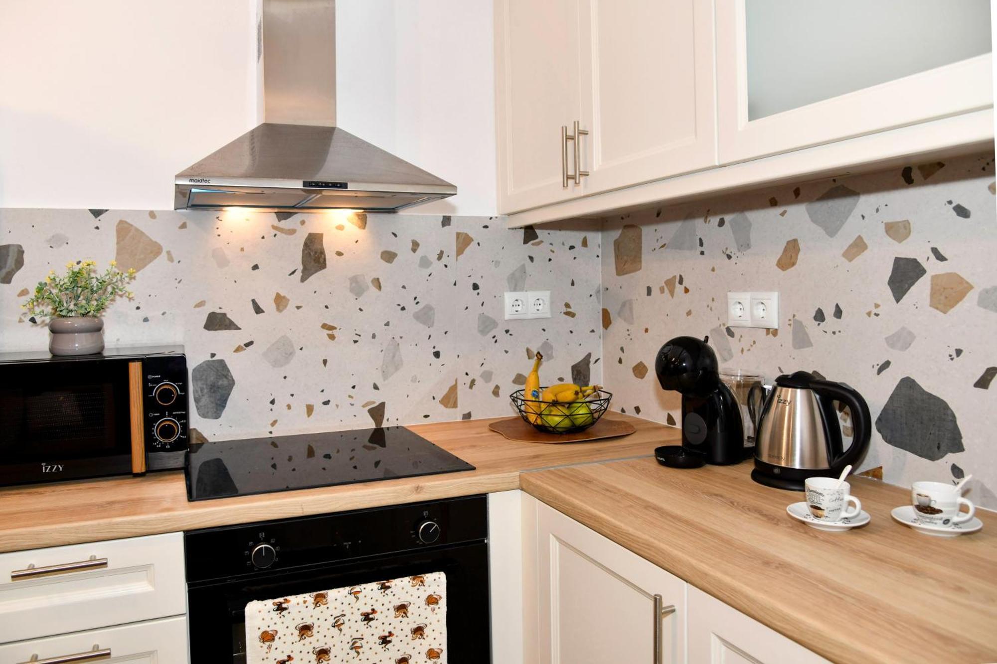 Captain Theo'S Modern Apartment Maria ليفكيمي المظهر الخارجي الصورة